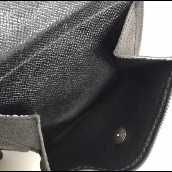 Authentic Louis Vuitton Damier Graphite Wallet - Picture 5 of 8